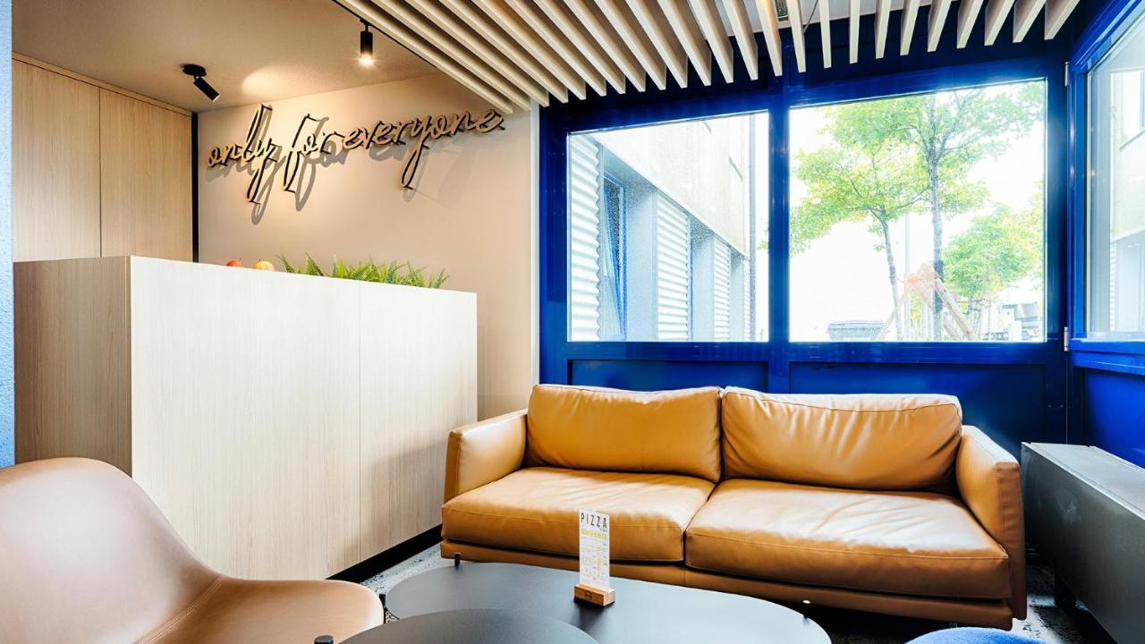 B&B Hotel Muenchen-Garching Garching bei Munchen Bagian luar foto