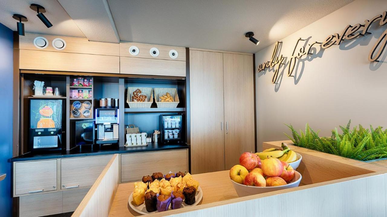 B&B Hotel Muenchen-Garching Garching bei Munchen Bagian luar foto