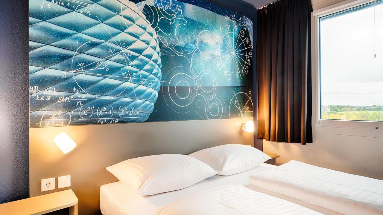 B&B Hotel Muenchen-Garching Garching bei Munchen Bagian luar foto